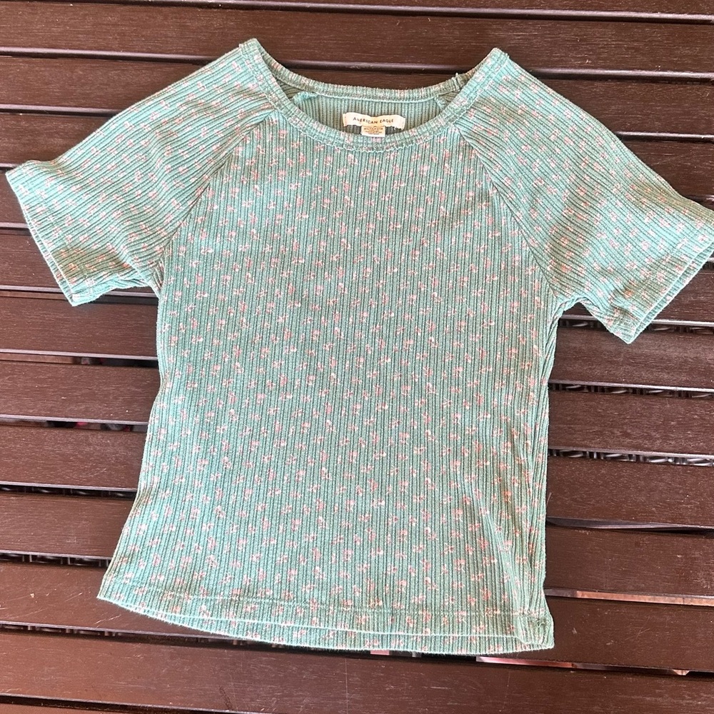 American eagle tshirt